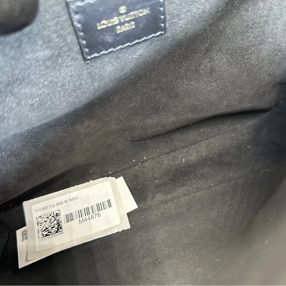 Louis Vuitton Reverse Monogram Pochette Metis - Picture 11 of 12